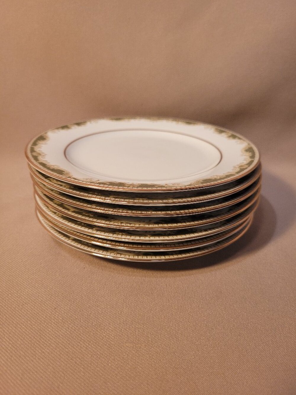 Noritake Warrington 6872 (Lot of 7) Bread & Butter Plates 6 1/4"
